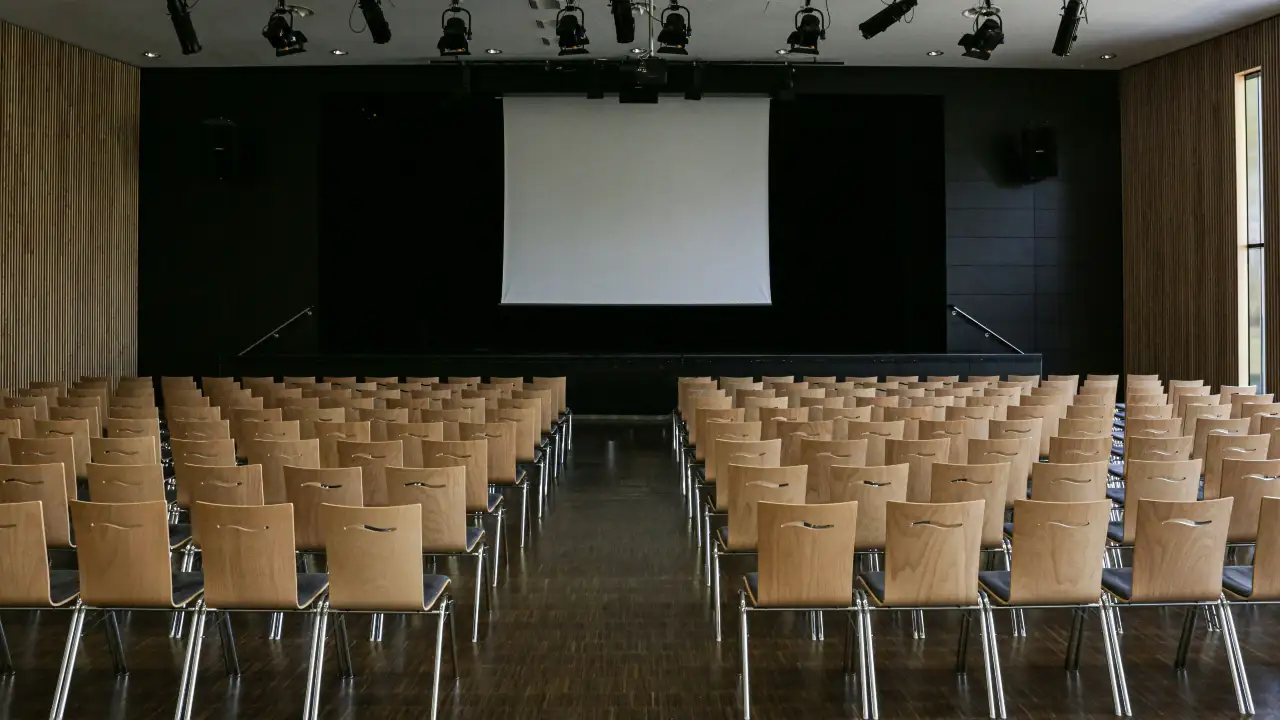 Conference Hall in Andheri East for Seminars, Training